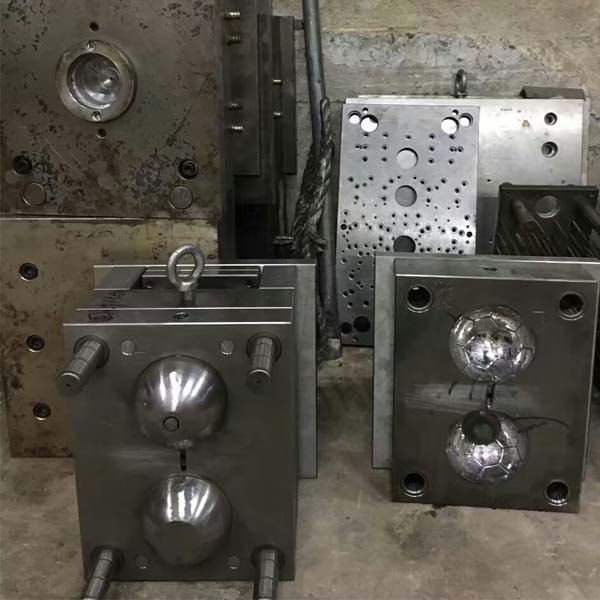 Custom Magic Eight Tooling And Mould